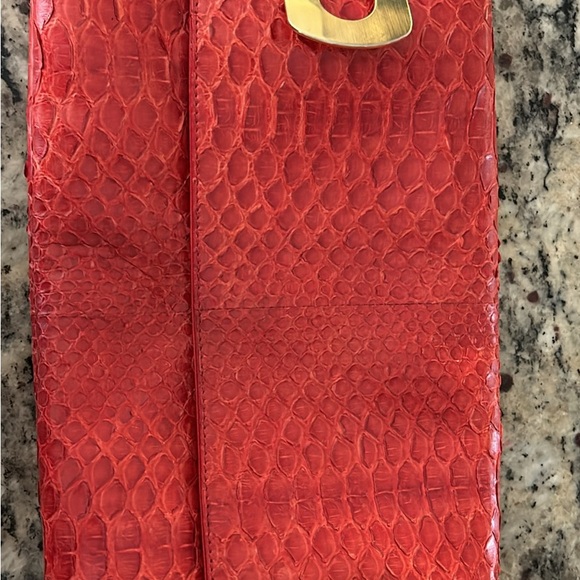 Michael Kors Python large hinge clutch. Authentic and beautiful - Picture 4 of 4